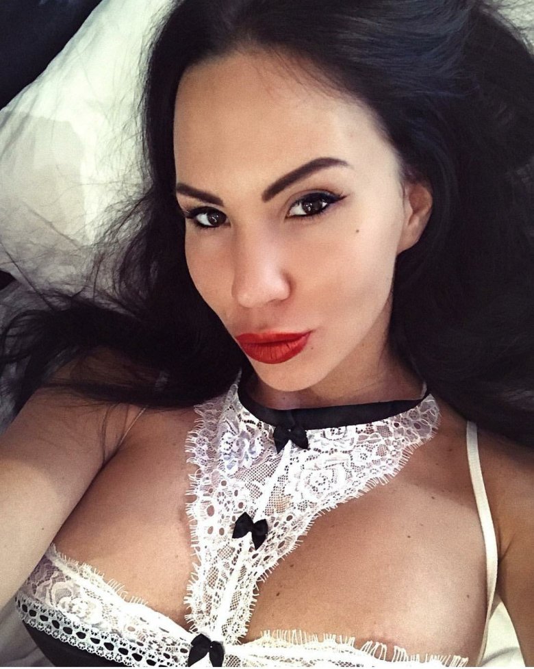 Катя - Индивидуалка Питера +7(981)809-84-20