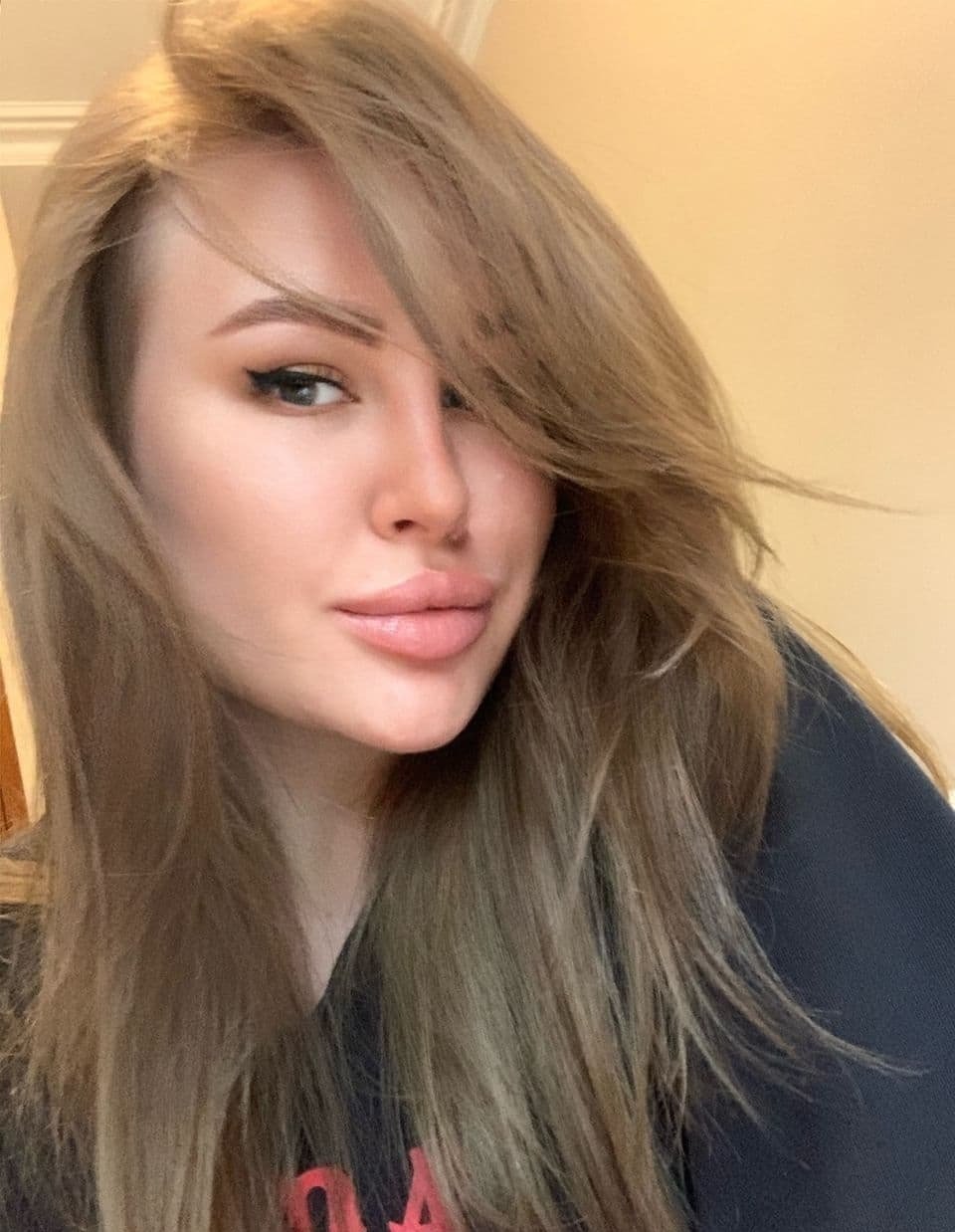 Глория - Проститутка СПб +7(981)155-42-85