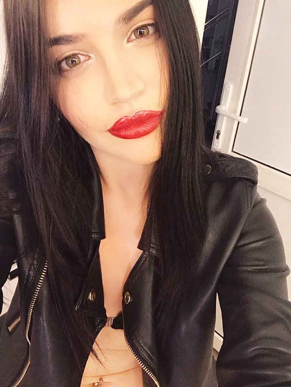 Вера - Интим салон СПб +7(981)002-14-54